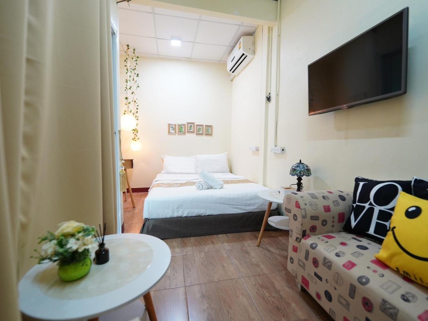 Ez Sleep @ Ratchada 19 Hostel Bangkok Ngoại thất bức ảnh