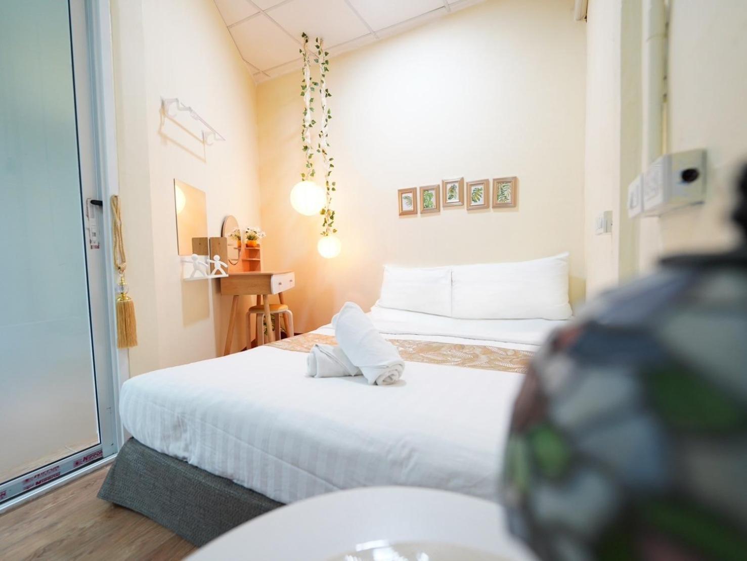 Ez Sleep @ Ratchada 19 Hostel Bangkok Ngoại thất bức ảnh