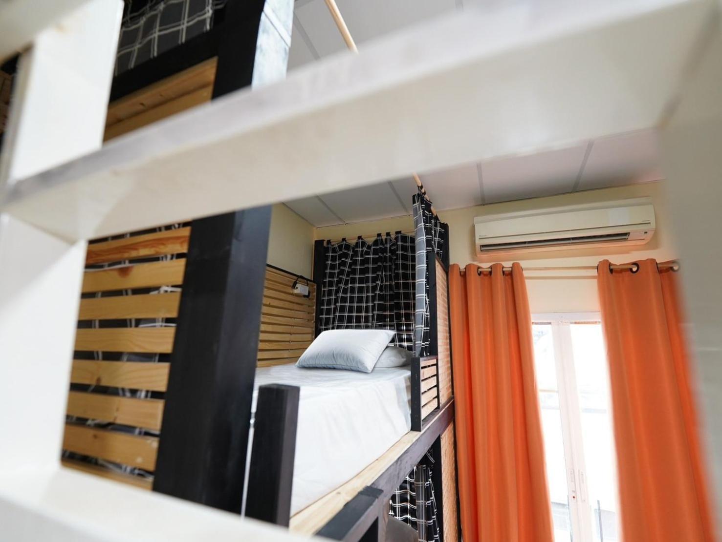 Ez Sleep @ Ratchada 19 Hostel Bangkok Ngoại thất bức ảnh