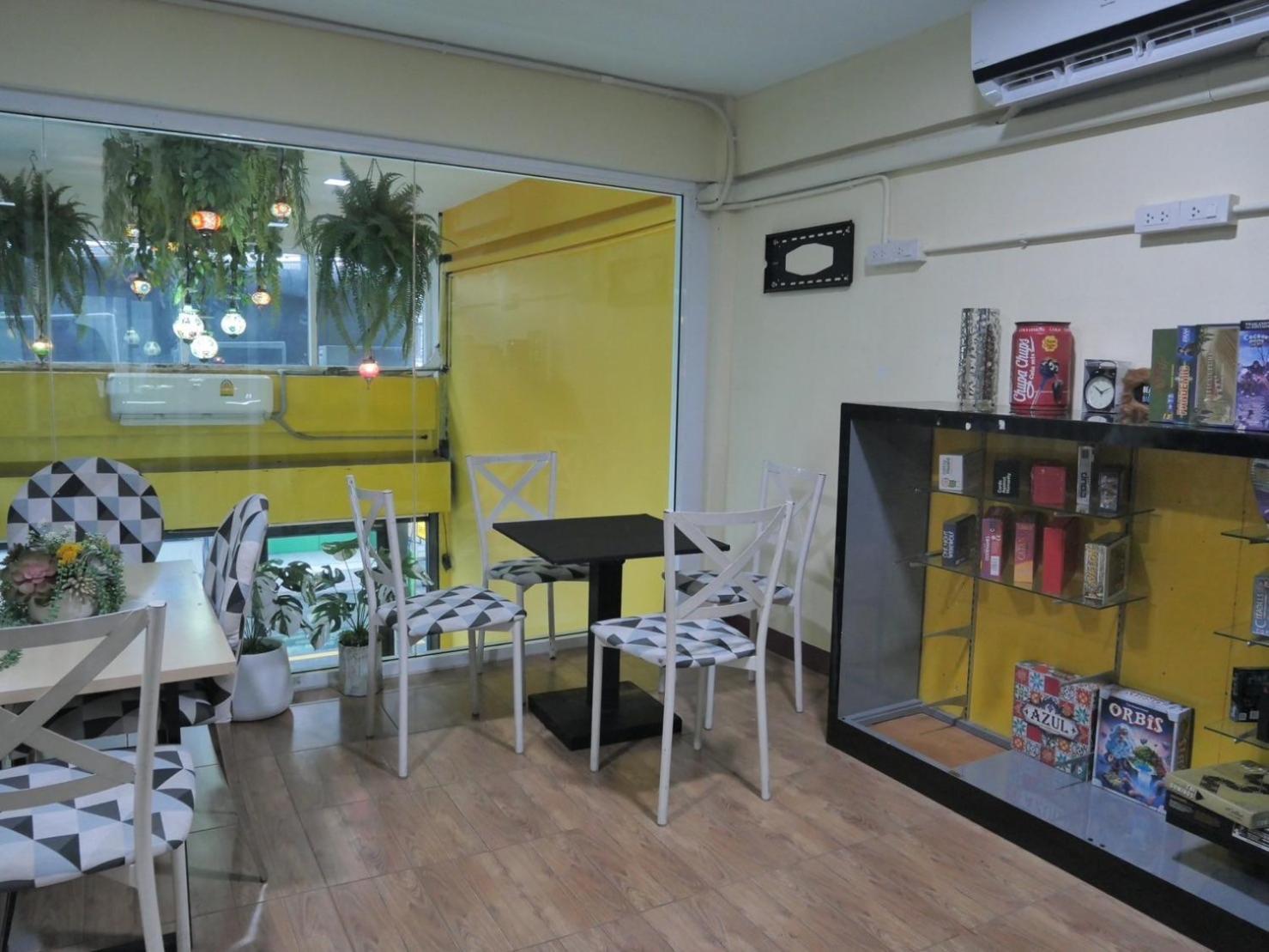 Ez Sleep @ Ratchada 19 Hostel Bangkok Ngoại thất bức ảnh