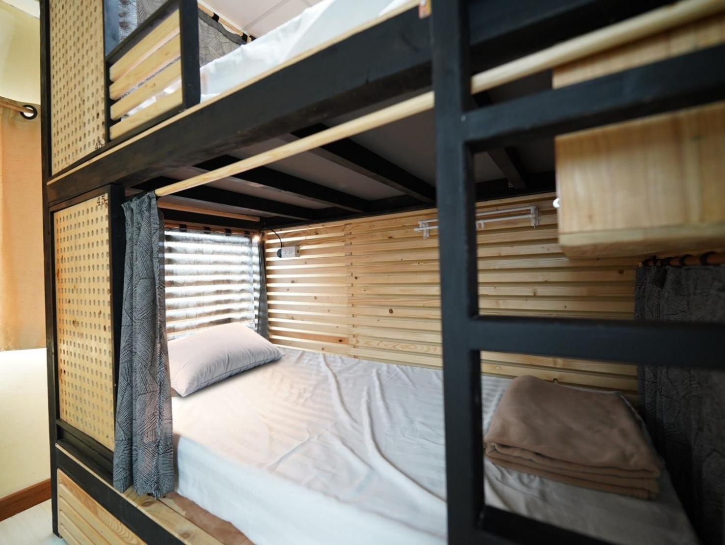 Ez Sleep @ Ratchada 19 Hostel Bangkok Ngoại thất bức ảnh