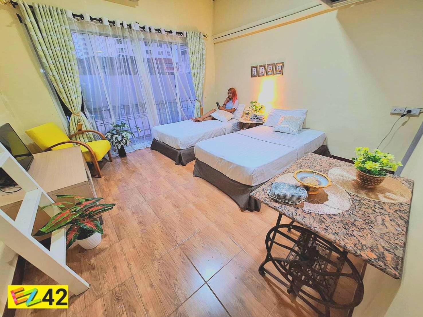 Ez Sleep @ Ratchada 19 Hostel Bangkok Ngoại thất bức ảnh